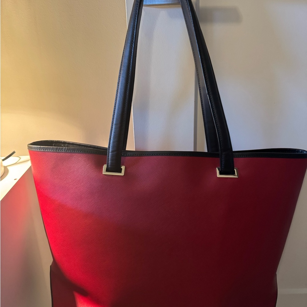 Lo &Sons Red Seville  Tote Bag with Black Handles